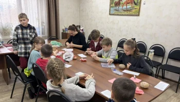 Забавные Травянчики скоро отрастят зеленые волосы!