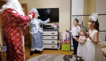 Дед Мороз и Снегурочка 1