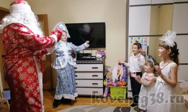 Дед Мороз и Снегурочка