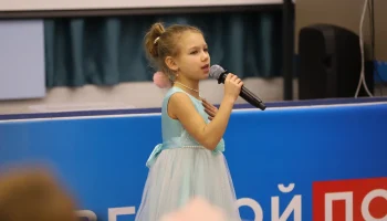 Встреча многодетных мам, активистов общества многодетных семей Ковчег с мэром Русланом Николаевичем Болотовым 9