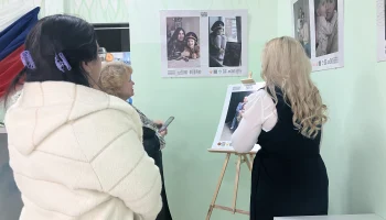 Уполномоченный по правам ребёнка и руководитель фонда защиты детей посетили фотовыставку &laquo;Мой папа герой&raquo; 3